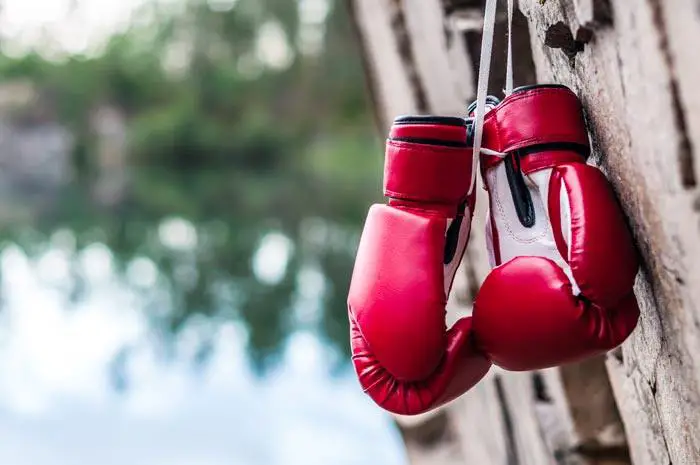 how-to-clean-boxing-gloves